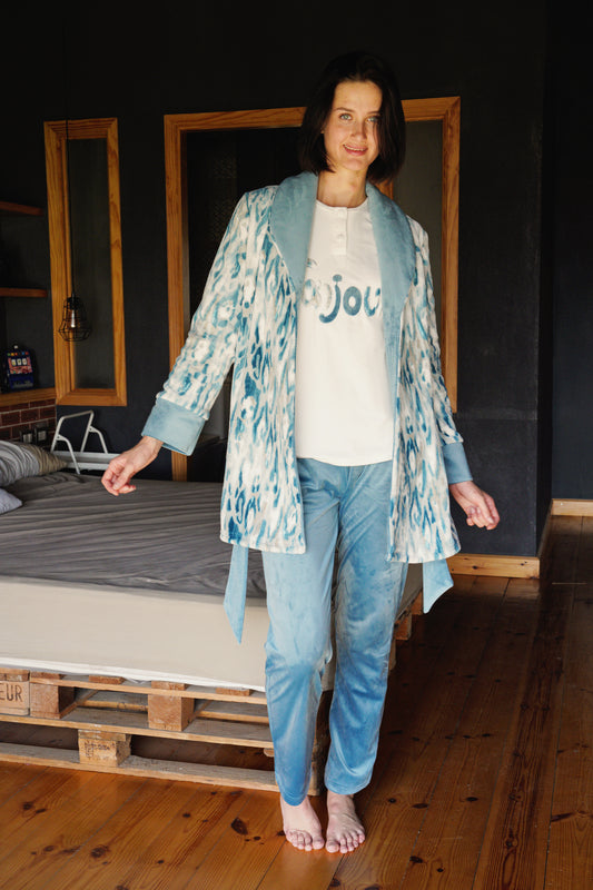 بيجامة 3قطع قطيفة ناعم