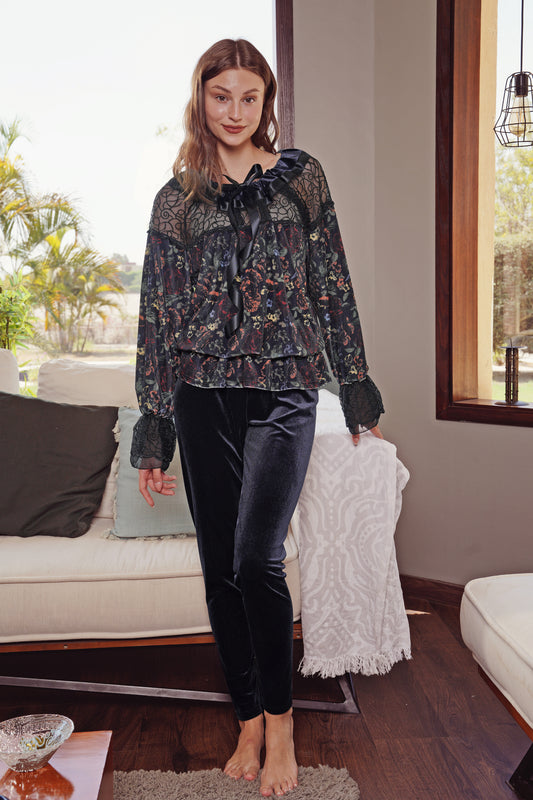 بيجامة مخمل ناعم