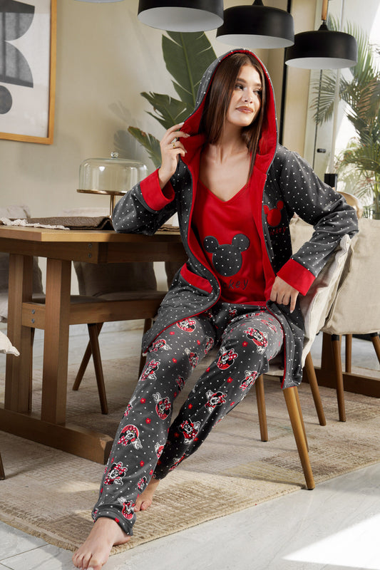 بيجامة 3قطع  قطيفه ناعم