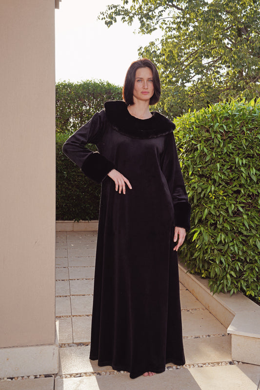 جلابيه قطيفه ناعم مع فرو